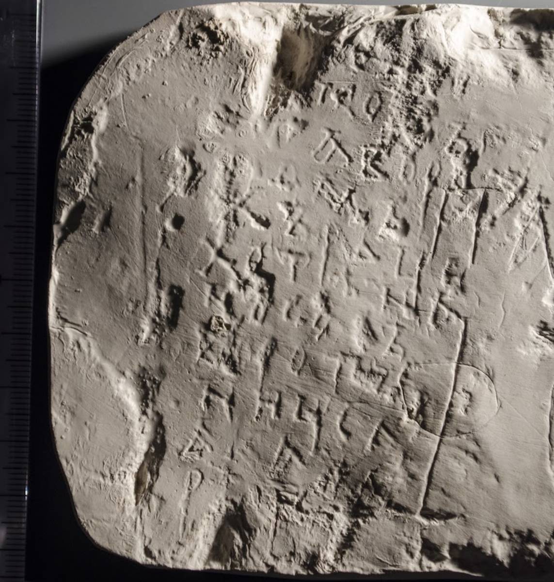 Взято из работы <a href="/epigraphy/bibliography/record/list#София Новгородская">София Новгородская</a>